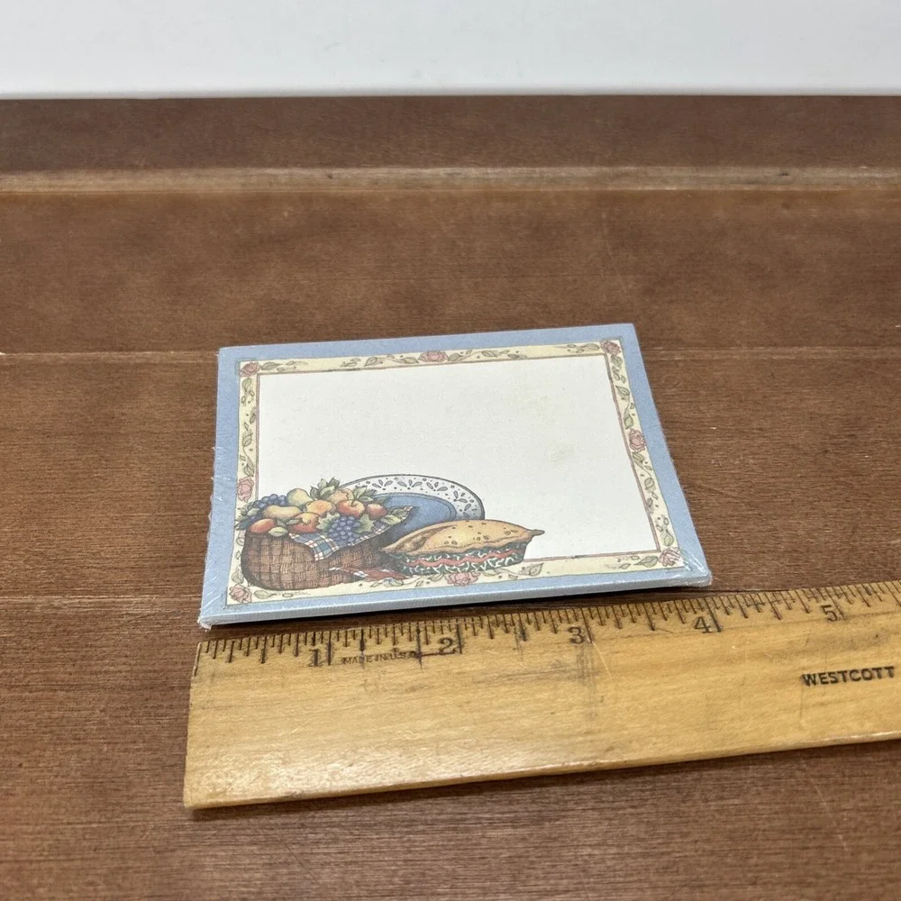 Susan Winglet‎ Brownlow Pie & Plate 4x3 Note Pad, NEW